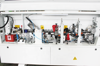 Machine de chantournage automatique pour le traitement des panneaux, ligne de travail du bois