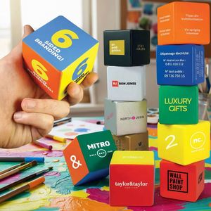 Anti-stress Squishy avec logo personnalisé, vente en gros en vrac, forme de cube, balle anti-stress pour les cadeaux d'événements de team building - Product Image 4