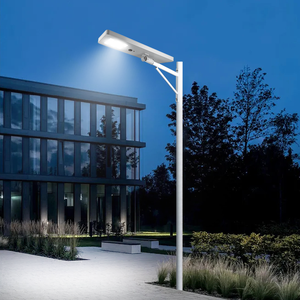 Farola Solar LED Integrada de Aluminio de 80W para Exteriores, IP65, Carcasa de Aluminio con Lente Óptica, Control Remoto, 6000K, 120. Ángulo de Haz NT90 - Product Image 3