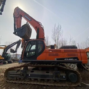 รถขุดดินมือสอง Doosan DX480 นำเข้าจากเกาหลี ขนาด 48 ตัน บุ้งกี๋ 2.4 เมตร เครื่องยนต์ 245 กิโลวัตต์ พร้อมเกียร์และชุดเกียร์ จัดส่งรวดเร็ว - Product Image 1