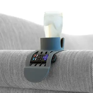 Suporte de copo de sofá de silicone, desenhado exclusivamente para caber em qualquer forma de bebidas, funciona com todos os braços padrão