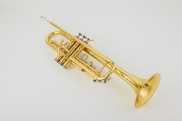 OEM High Quality Brass Material Gold Lacquer Surface 3 Piston Professional BB Key Trumpet for Beginner Durable Wind Instrument
