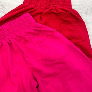 Pantalon de jogging ample et large pour homme, personnalisé, 360 420 500 g/m², en molleton French Terry délavé à l'acide, style streetwear, avec taille élastique et fermeture centrale - Product Image 4