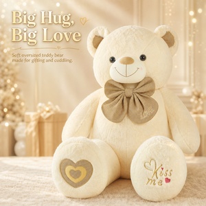 Orsacchiotto di Peluche Super Morbido con Papillon <span class=keywords><strong>e</strong></span> Ricamo 'Kiss <span class=keywords><strong>Me</strong></span>' Design 3D in Diverse Misure Vendita all'Ingrosso - Product Image 1