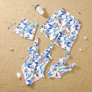 Famiglia abbinata costumi da bagno stampati floreali abiti accoglienti per il tempo di qualità in spiaggia o in piscina - Product Image 6