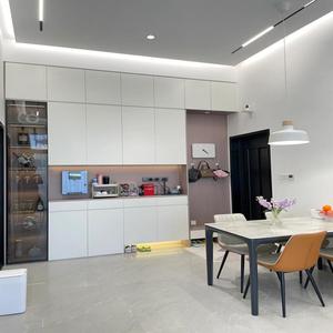Meuble d'angle personnalisé avec rangement pour chaussures |   Meuble de rangement à fermeture amortie pour espaces irréguliers - Product Image 2