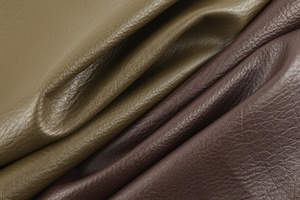 Rouleau de tissu en cuir PU de qualité supérieure pour vêtements de mode, matière en cuir artificiel respirante et douce pour vestes en cuir, jupes et manteaux - Product Image 6