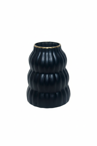 Florero Moderno Decorativo de Vidrio Negro con Borde Dorado, Florero Minimalista para Decoración de Mesa de Sala de Estar, Oficina u Hogar - Product Image 3