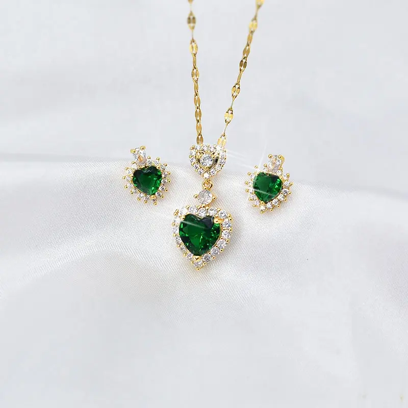 Accessori per gioielli da donna di lusso ciondolo a cuore verde set di gioielli con zirconi cubici lucidi per matrimoni da sposa
