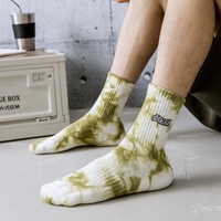 Chaussettes en coton tie-dye avec semelle en tissu éponge et logo brodé, chaussettes mi-mollet, personnalisation en gros du logo et des couleurs prisées en charge