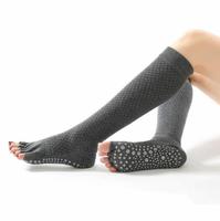 Chaussettes de yoga antidérapantes à cinq doigts pour femmes, hauteur genou, respirantes, à compression, pour Pilates, barre, danse et fitness
