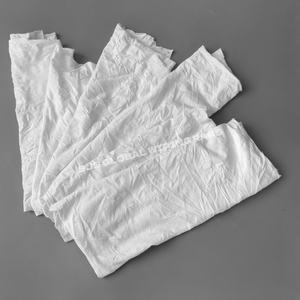 Trapos de Limpieza de Algodón 100% para Uso Industrial, Trapos de Camiseta Blancos Reciclados de 35-60 CM - Product Image 1