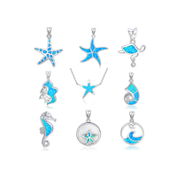 Pendentif fin en argent 925-Design détaillé de créature marine Pieuvre irisée et étoile de mer avec opale scintillante