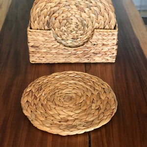 Tapis de table ronds tissés en jacinthe d'eau et sous-verres Style vintage couleur naturelle 25/30/35cm tailles vaisselle de cuisine pour le dîner - Product Image 4