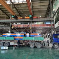 Machine de formage de tuiles de toiture à haute dureté pour la fabrication de panneaux de toiture commerciaux avec barres de connexion galvanisées