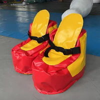Chaussures de football géantes gonflables et rapides pour la construction d'équipe, grosses chaussures en mousse pour match de football à vendre