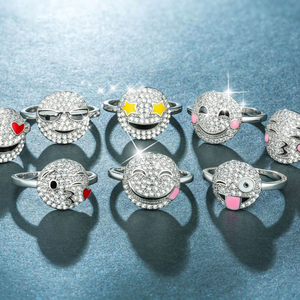 Bague mignonne en forme de visage souriant pour femmes, bijou de doigt créatif et amusant, tendance et original - Product Image 1