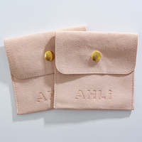 Petite pochette recyclable à cordon en microfibre imprimée avec logo personnalisé boîte à bijoux pochette d'emballage cadeau sac pour boucles d'oreilles