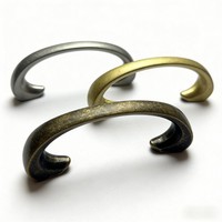Poignées contemporaines en alliage de zinc multicolores, quincaillerie minimaliste universelle pour cuisine, salle de bain, armoire, commode, chambre et entrepôt