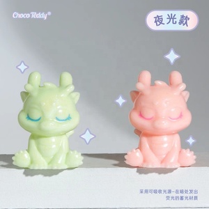 Vendita all'Ingrosso di Autentiche Mini Bambole PlayPlay Dragon Serie Colorata, Adorabili Miniature Trendy in Scatole Sorpresa, Ornamenti Decorativi da Regalo - Product Image 6