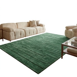 Tapis de luxe Ocean Art Collection en laine et coton vert à chevrons, géométrique, tufté, moderne, avec envers en caoutchouc - Product Image 1