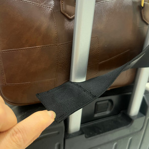 Magnetic <b>luggage</b> <b>straps</b>, bag securing <b>straps</b>, <b>luggage</b> organizers for business trips and travel. - Product Image 2