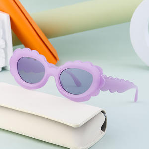 Gafas de sol personalizadas estilo ojo de gato Y2K irregulares para mujer con protección UV400, estilo Instagram, para fiestas y moda. - Product Image 2