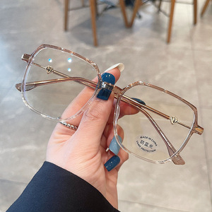 Lunettes de vue rectangulaires à monture large Qianai, TR90, anti-lumière bleue, monture intégrale, unisexe, lunettes de mode fabriquées en Chine - Product Image 2