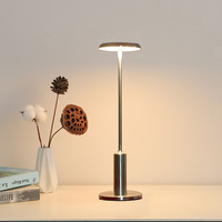 Lampe de table sans fil personnalisable Tavolo E14 décorative en métal rechargeable de haute qualité pour salle à manger hôtel bar café batterie