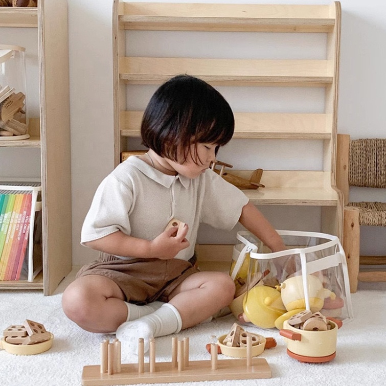 minimalist toy box