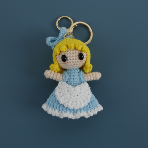 Pendentif de sac pour fille, poupée princesse de dessin animé mignonne tricotée à la main, porte-clés en fil doux au crochet, ornement créatif fait main, cadeau pour enfants - Product Image 6