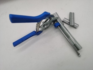 <span class=keywords><strong>Pince</strong></span> à anneaux <span class=keywords><strong>pour</strong></span> clips de cage à poulets en <span class=keywords><strong>grillage</strong></span> métallique - Product Image 2