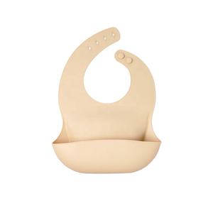 Bavoirs pour bébés en silicone, produits pour nouveau-nés, vente en gros personnalisée, imperméables, sans BPA, ensemble de bavoirs pour enfants, bavoirs d'alimentation pour bébés - Product Image 1