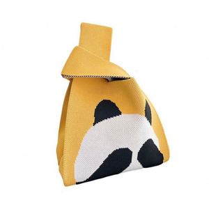 Sac à main en crochet à motif de panda de dessin animé, mini sac fourre-tout tricoté mignon pour femmes, cadeau tendance - Product Image 6