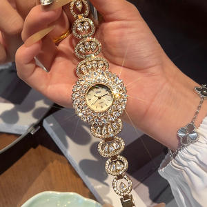 Perfect Holiday Gift Small Sunflower <b>Chain</b> Quartz Watch for Women - Product Image 4