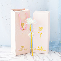 Dekorasi Pesta Pernikahan Hadiah Liburan Berlapis Emas Bunga Mawar Buatan untuk Hari Valentine dengan Kotak Hadiah Pink 24K Populer