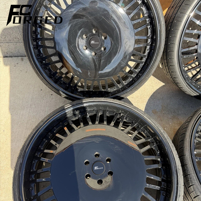 Customized High-Quality Forged Wheels 17-24 Feet Two-Piece Design Passenger Car Alloy Forged Wheels