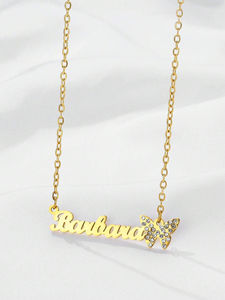 DY Personalizzato Donna in Acciaio Inox 18K Placcato in Oro <span class=keywords><strong>Nome</strong></span> Personalizzato Pietra di Zirconia con Disegno di Farfalla Ciondolo Collana - Product Image 4