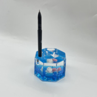 Presse-papiers multifonctionnel en forme d'hexagone, papeterie liquide colorée avec flotteurs mignons, porte-stylo décoratif fantaisie en forme de dauphin