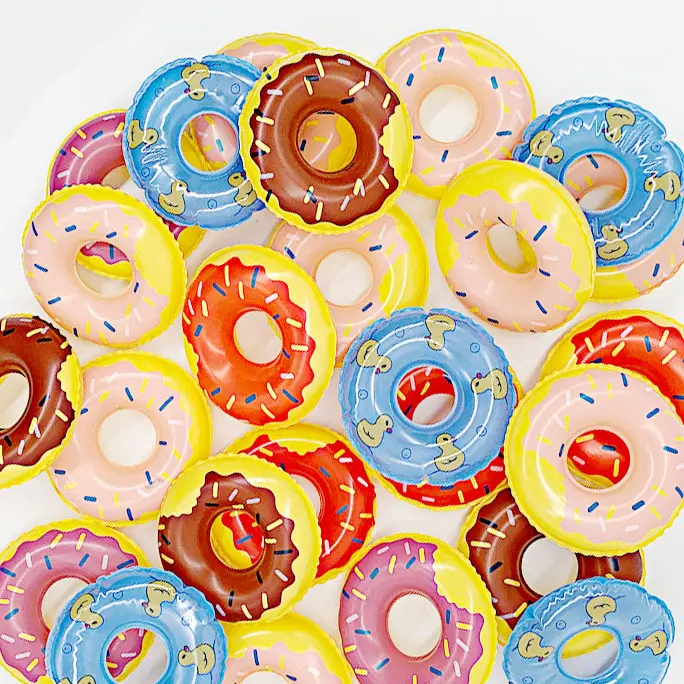 Groothandel Kinderen Mini Kleine Gele Eend Accessoires Kinderen Water Spelen Badspeelgoed Douche Voorzien Donut Kleine Zwemring