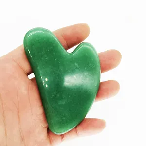 Jade blanc gua sha en forme de coeur gua sha jade pierre grattage outil de massage guasha
