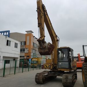 รถขุด E120B สำหรับแมวแบบใช้แล้วเครื่องขุด E200B E120B รถขุด E70B ราคาถูกผลิตในประเทศญี่ปุ่น - Product Image 3