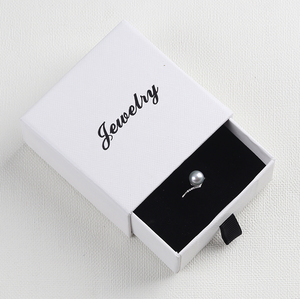 Papel de Arte de 2 mm con Impresión a 4 Colores, Recubrimiento Aséptico, Uso Industrial, Personalizable, Elegante Caja de Regalo para Collares - Product Image 3