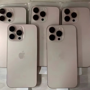 โทรศัพท์มือสองคุณภาพสูงราคาส่งถูก ของแท้ A+<span class=keywords><strong>iPhone</strong></span> 16 Pro <span class=keywords><strong>128G</strong></span> มือสอง ปลดล็อคแล้ว เครื่องรีเฟอร์บิช - Product Image 1