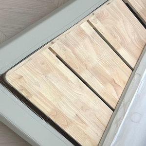 <span class=keywords><strong>Lit</strong></span> plateforme en chêne blanc traditionnel moderne Vonliva, taille king-size, avec tête de <span class=keywords><strong>lit</strong></span> <span class=keywords><strong>multi</strong></span>-rangements et tiroirs, <span class=keywords><strong>lit</strong></span> confortable et moelleux - Product Image 3