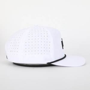 Hochwertige Großhandels-Baseballkappe mit 5 Panels aus Polyester, Besticktem Logo, Lasergeschnittenen Löchern, Wasserdicht, OEM <span class=keywords><strong>Golf</strong></span> Gorras - Product Image 4