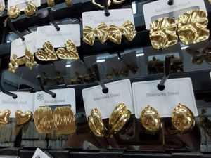 أحدث مصنع للمجوهرات من الفولاذ المقاوم للصدأ مقاوم للماء ييوو للمجوهرات - Product Image 5