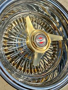 Jantes en fil d'<span class=keywords><strong>or</strong></span> 24 carats 13x7 pour voitures lowrider, style Dayton, roues à rayons. - Product Image 2