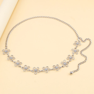 Chaîne de taille en alliage de zinc en forme de fleur, design ajouré, chaîne de corps décontractée pour femme, style ethnique, patchwork décoratif - Product Image 3