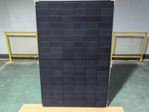 แผงโซลาร์เซลล์ Znshine Solar 440 วัตต์ สีดำทั้งหมด แบบ N-type โมโนคริสตัลไลน์ เซลล์ขนาด 182 มม. ประสิทธิภาพ 22.53% แบบสองหน้า กระจกสองชั้น รับประกัน 30 ปี - Product Image 1